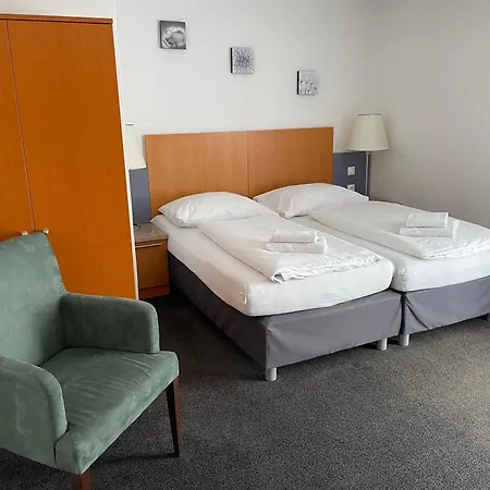 Wellness Hotel Svachovka 3* Mirkovice